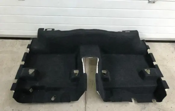 Volvo XC40 Rear floor mat 32332771