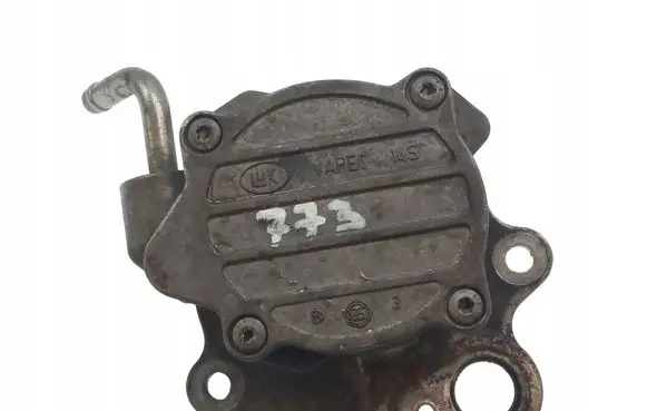 Toyota Yaris Vacuum pump