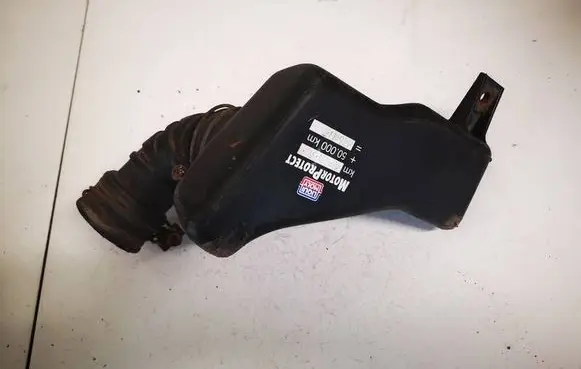 Nissan Maxima Intake resonator nissan31u15