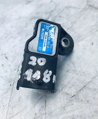 Opel Insignia A Air pressure sensor 0281002075