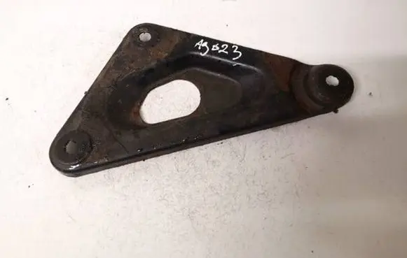 Opel Astra G Engine mounting bracket