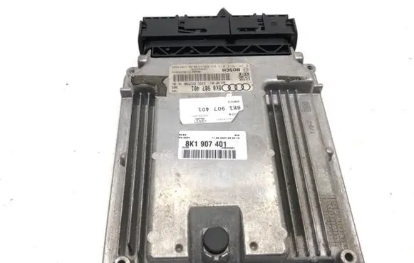 Audi A5 8T 8F Engine control unit/module ECU 8K0907401