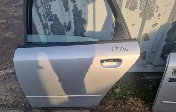 Audi A4 S4 B6 8E 8H Rear door autoklama99