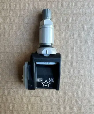 BMW X5 G05 Tire pressure sensor 6887140 10R050113548