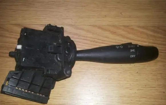 Hyundai Getz Indicator stalk 32932n
