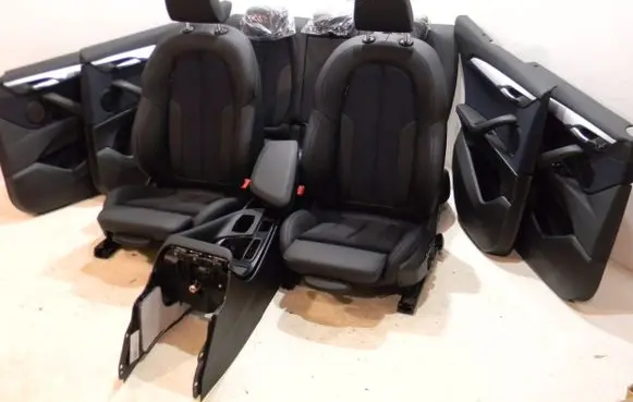Seat set