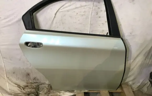 Alfa Romeo 166 Rear door 114A