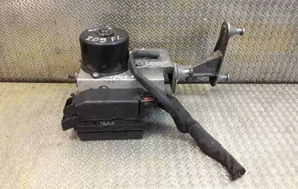 Mercedes-Benz CLK A209 C209 ABS Pump 0064310312 0365454032