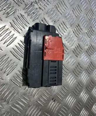 Mercedes-Benz GL X166 Other engine bay part A1665450900