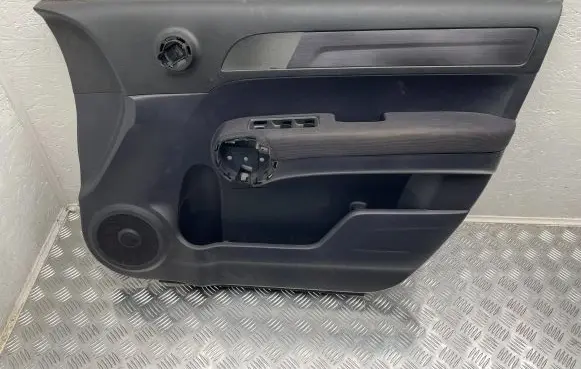 Honda CR-V Front door card panel trim 8359ASWYE020BA 1074959 346094