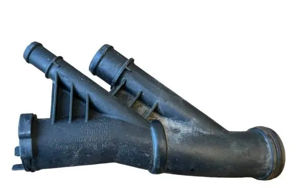 Volkswagen Golf VII Engine coolant pipe/hose 04L121026L