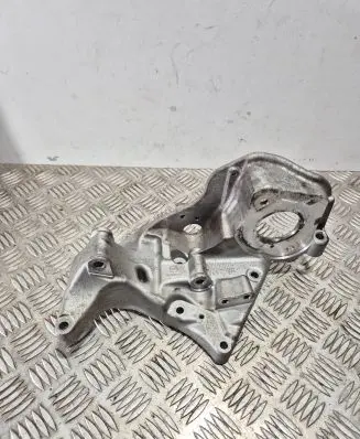 Volvo XC60 Generator/alternator bracket 31480996