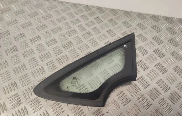 KIA Ceed Front triangle window/glass 86180A2000