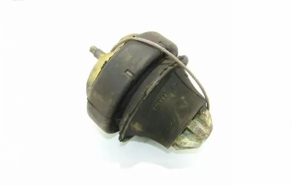 Volvo S60 Engine mount bracket 9485551