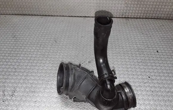 Opel Zafira A Air intake duct part