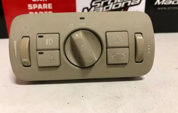 Volvo XC70 Light switch 30739423