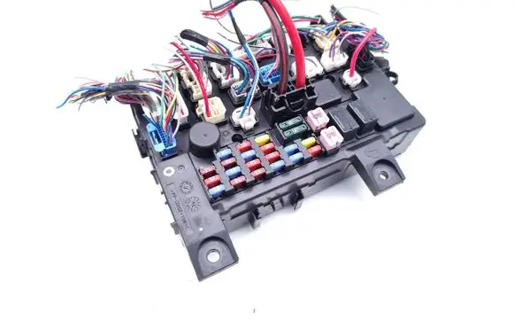 Mitsubishi Outlander Fuse module 8637A890