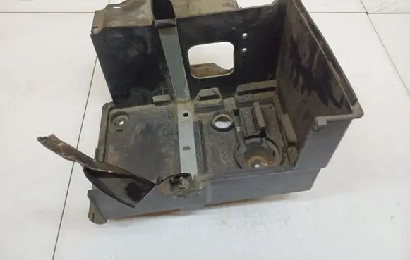 Ford Focus Battery box tray 3M5110723A