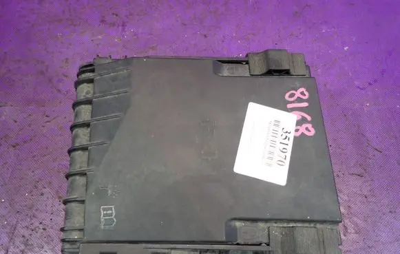 Volkswagen PASSAT CC Fuse box set 3C0937125A