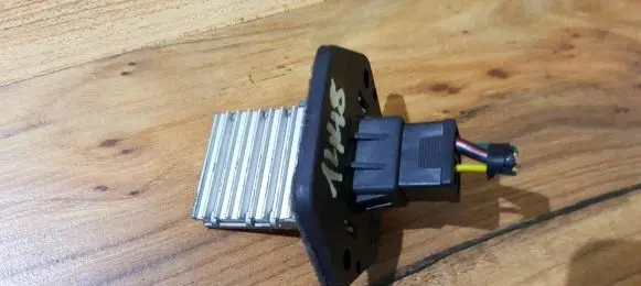 KIA Sedona Heater blower motor/fan resistor