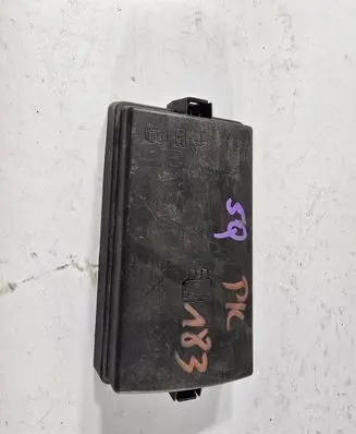 Audi A3 S3 8V Fuse box cover 5Q0937132A