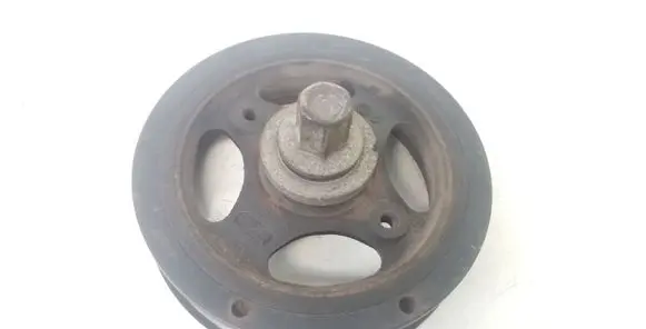 Toyota Avensis T250 Crankshaft pulley 134080R011 2218 4707C