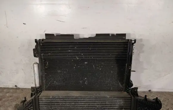 Chrysler 300C Radiator set 054P834031802A 834032262C 834031862C
