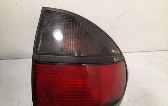 Renault Laguna I Rear/tail lights 2225 7700820051