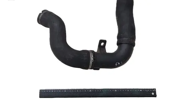 Intercooler hose/pipe