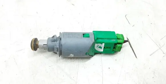 Clutch pedal sensor