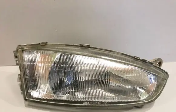 Mitsubishi Colt Headlight/headlamp 10087148