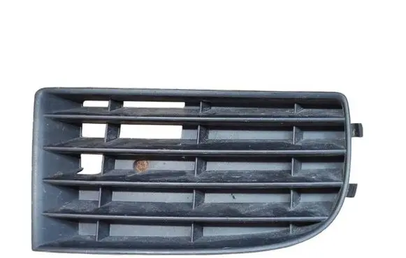 Volkswagen Golf V Front bumper lower grill 1K0853666