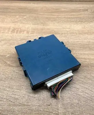 Toyota Corolla E140 E150 Combustion control unit/module 896180F020 MB1238009021