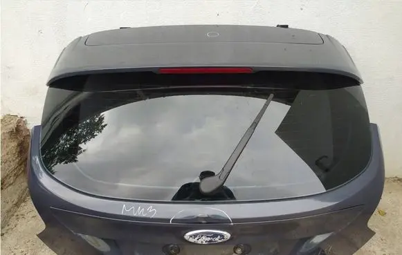 Ford Focus Tailgate/trunk/boot lid