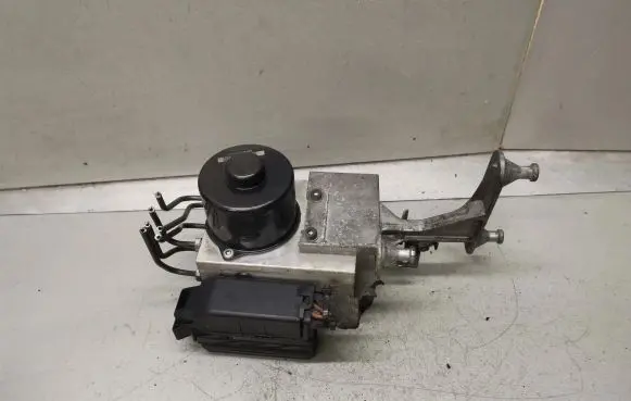 Mercedes-Benz C W203 ABS Pump A2095451732 0435458828 A2034310240
