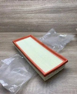 Ford Mondeo Mk III Air filter 1581167 1S719601A1B