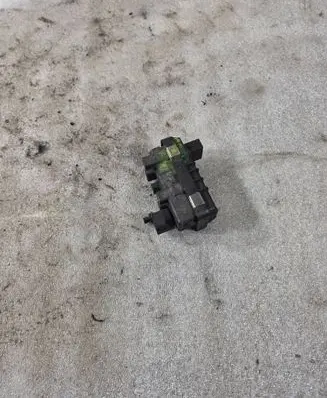 Mercedes-Benz E W211 Turbine electric control actuator 6NW008312