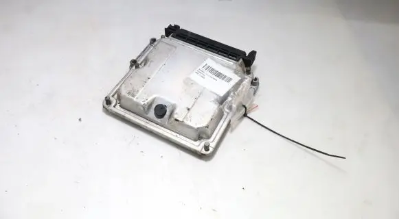 Peugeot 607 Engine control unit/module ECU 0281010262