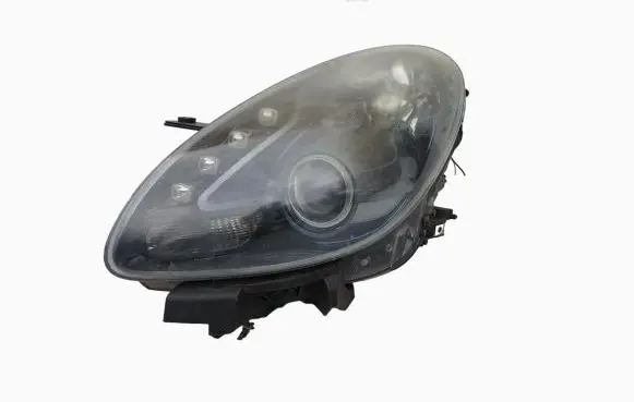 Alfa Romeo Giulietta Headlight/headlamp