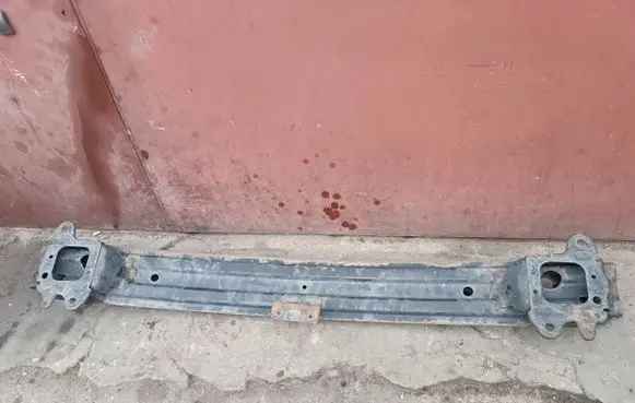 Hyundai Getz Front bumper support beam 