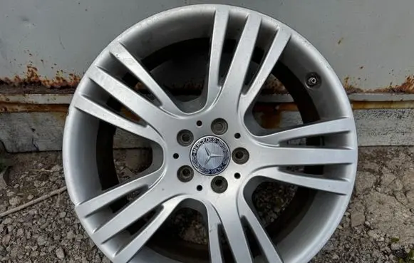 Mercedes-Benz GLK (X204) R19 alloy rim A2044011104