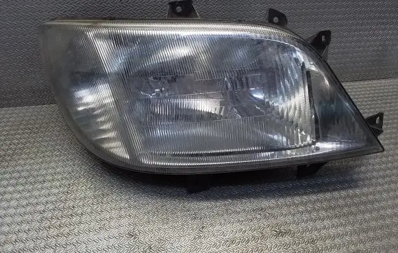 Mercedes-Benz Sprinter W901 W902 W903 W904 Headlight/headlamp A9018201161