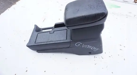 Suzuki Grand Vitara II Armrest PODOKIETNIK