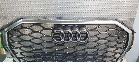 Audi Q3 F3 Front grill 83F853651C