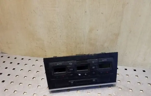 Audi A4 S4 B6 8E 8H Climate control unit 8E0820043