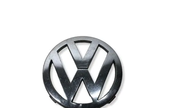 Volkswagen Fox Manufacturer badge logo/emblem 