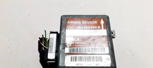Audi A4 S4 B5 8D Airbag control unit/module 8a0959655b 0285001037