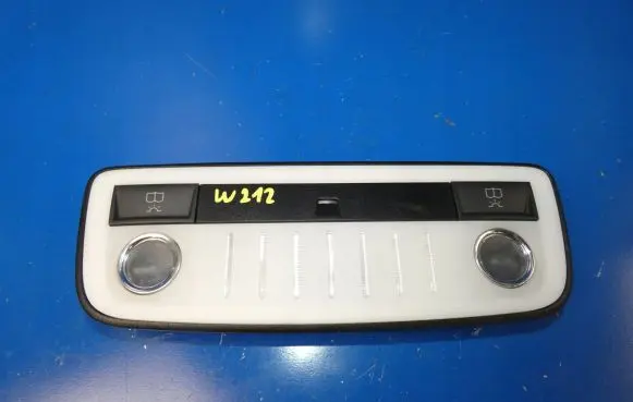 Mercedes-Benz E W212 Rear seat light