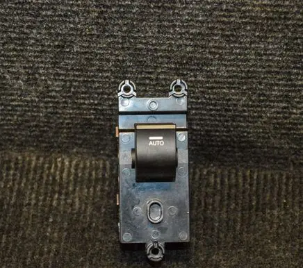 Hyundai i40 Electric window control switch 935803Z000