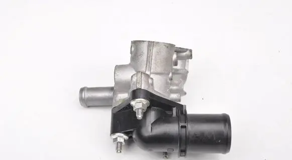 Mazda 2 Thermostat housing 